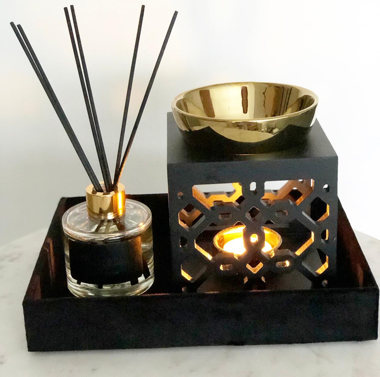 Luxe cadeauset - Dubai brander met geurstokjes en zwarte velvet bakje