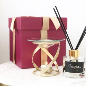 cadeauset - Spiraalbrander met roomdiffuser en rode cadeaubox - Afbeelding 2