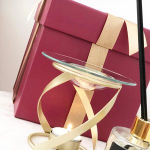 cadeauset - Spiraalbrander met roomdiffuser en rode cadeaubox
