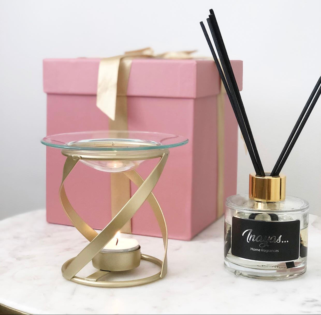 cadeauset - Spiraalbrander met roomdiffuser en roze cadeaubox