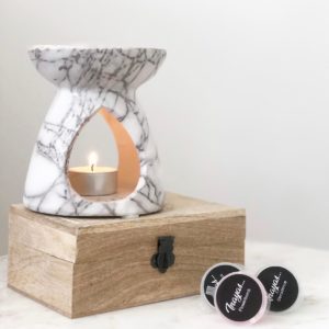 Cadeauset - Marmerlook brander met houtenkistje
