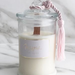 Cadeauset - Glazen Waxbrander, handmade geurkaars en roze velvet bak - Afbeelding 3